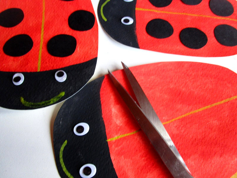 FUNLAB “Le Coccinelle” giochi e materiali didattici multilingua. Formato pdf, età 5-9.